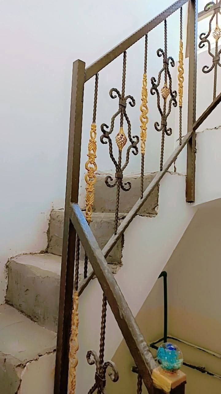 السلام عليكم الدار للبيع
مساحة 70 متر ، يوجد غرفتين ، غرفه فوك ، غرفه جوا ، استقبال وصاله ، وتخاريج 
العنوان ، النجف الكوفة علوة الفحل
الاستفسار اتصال ع الرقم ***********وموجود وتساب
