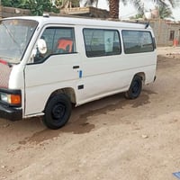 سياره نيسان يورفان موديل 93 بسم ولد صاحبي سياره كير مكينه اكسن خير من ...