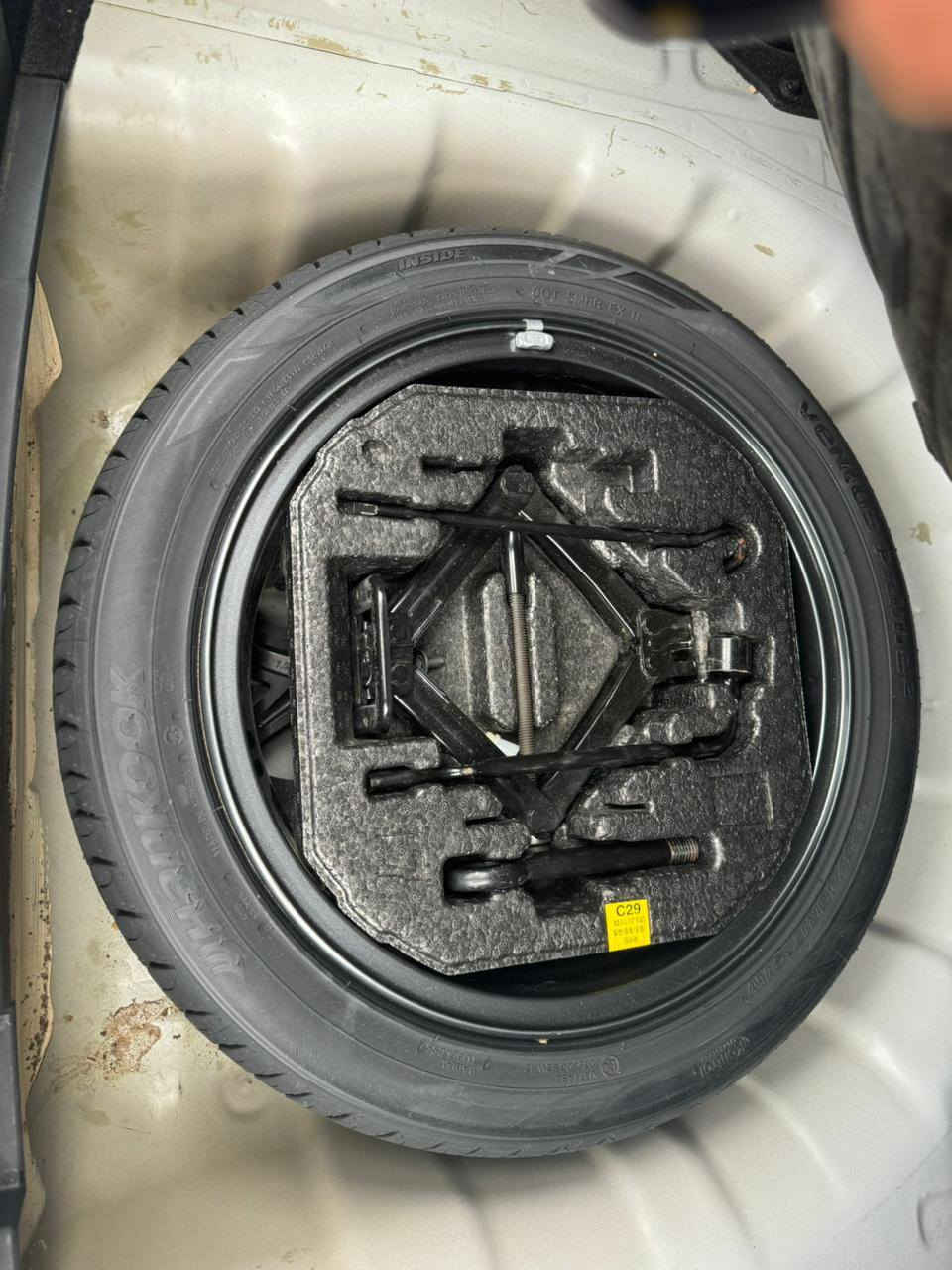 الانترا 2019 وجه عشرين مكفوله فول مواصفات بس بيه بارد بسيط بلجنطه السعر 167 وبيه مجال مكاني بابل كفل السياره بسمي  ***********
