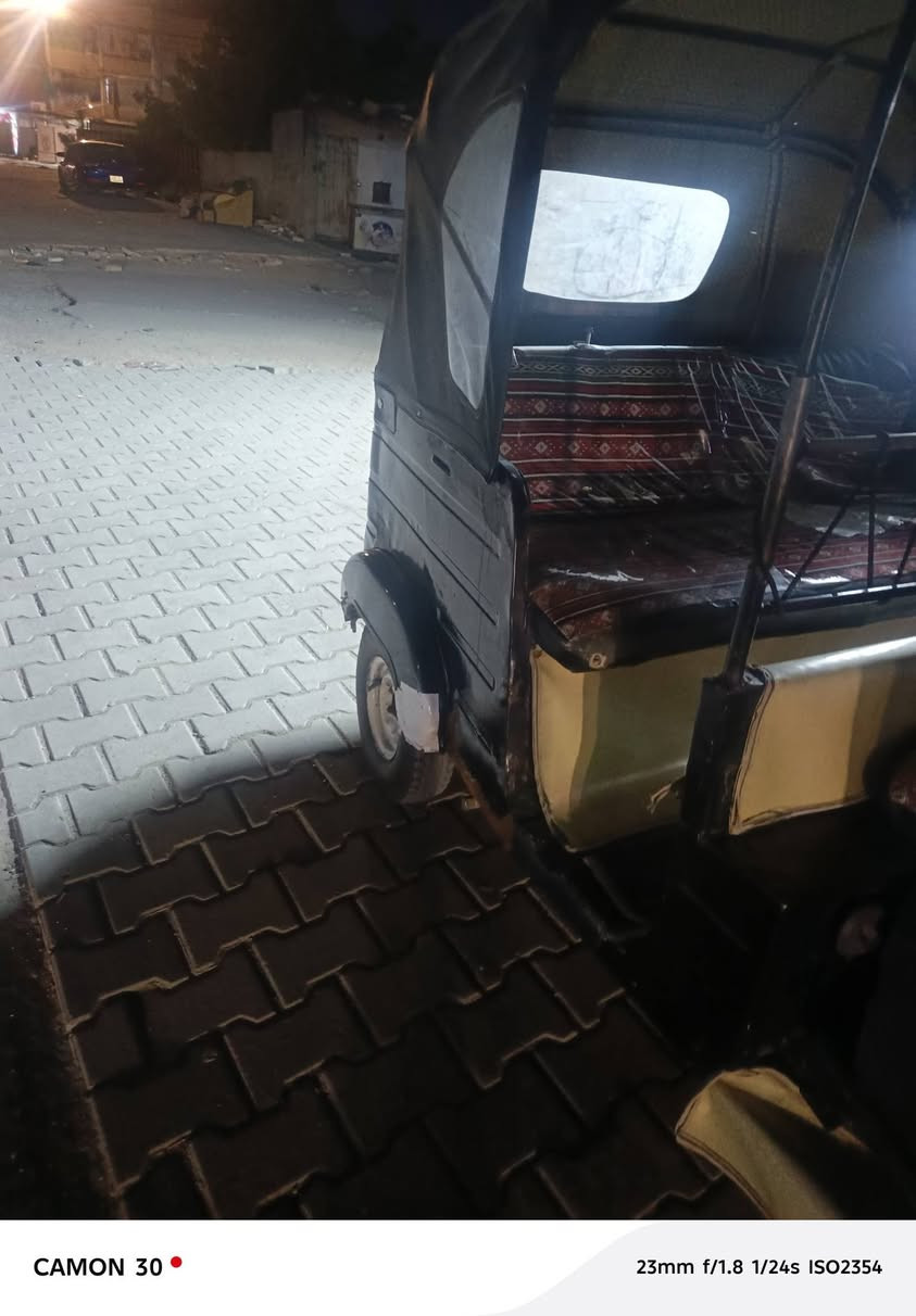 السلاام عليكم تكتك للبيع موديل ١٦بيها مكينه عشرين***********
