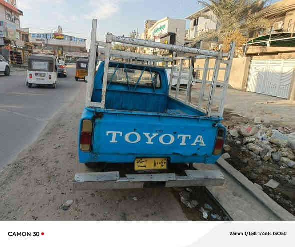 بيك إب للبيع محور كير ومكينه أتو ماتيك رقم إنكليزي مميز للبيع سعرها ٣٨ وبي مجال
***********
