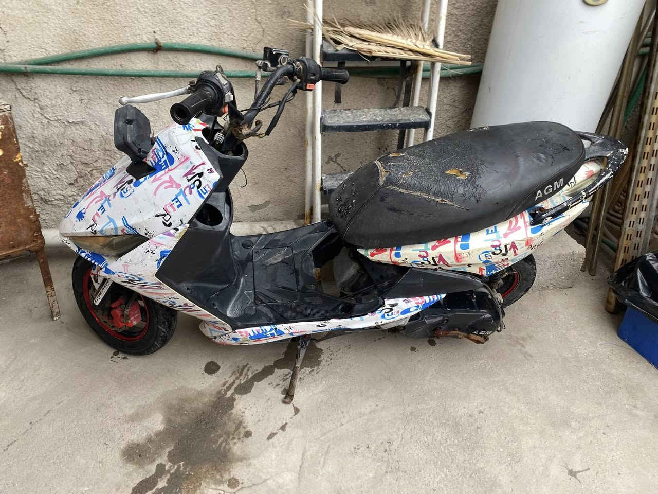 السلام عليكم 
دراجه للبيع شغاله 
السعر 125 
***********
