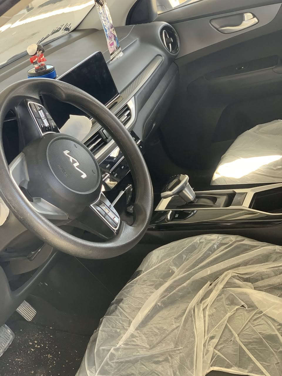 للبيع كيا ثري ٢٠٢٤ معوقين رقم مثنى مكفول ماشيه ٤٥ الف  لااستفسار ***********
