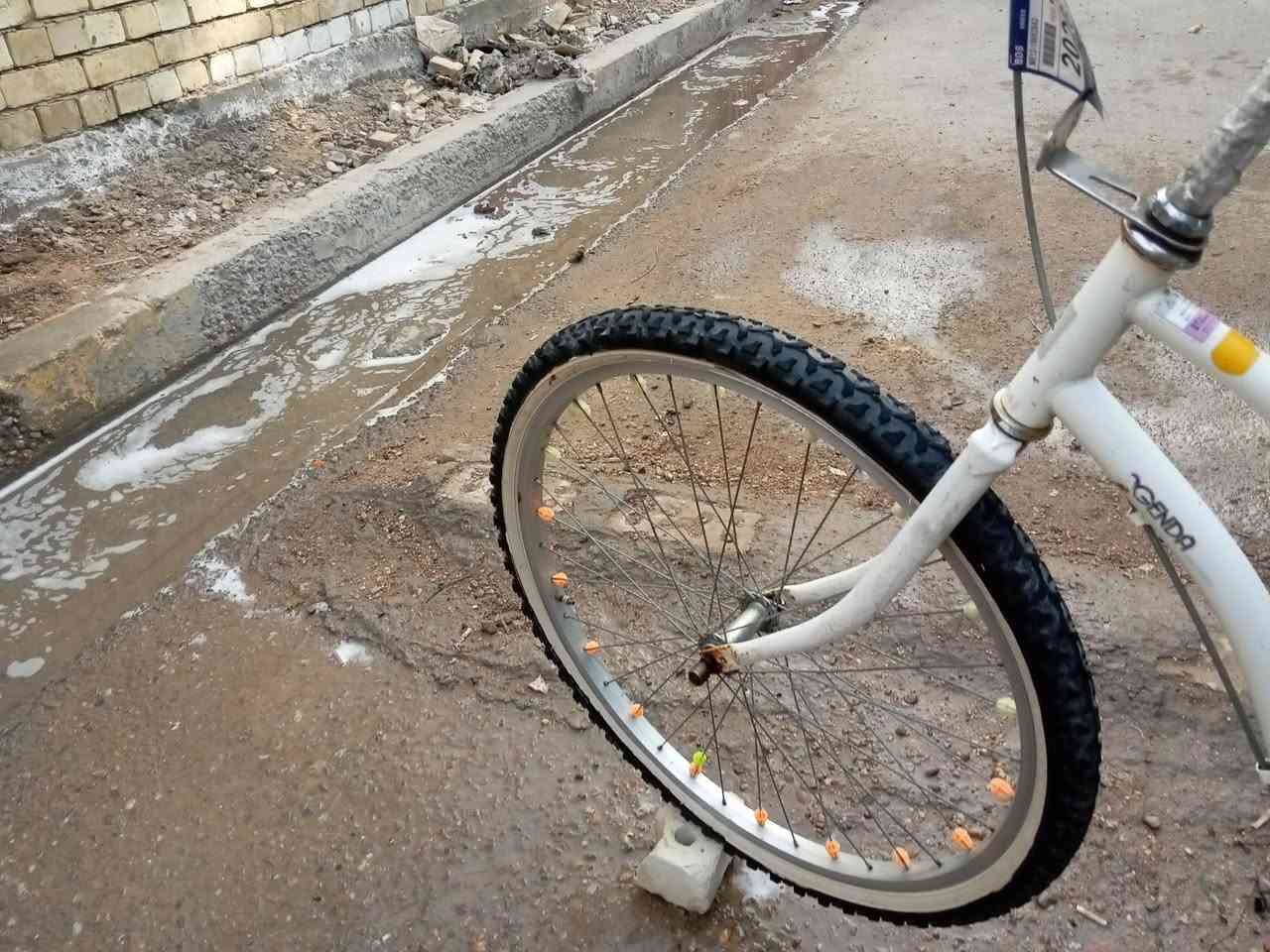 سلام عليكم باسكل حجم 26 مديل2015 البايسكل مختم تأيرات جدد جوابه جدد البايسكل بطه برك شحط لون مميز ابيض  صنيه مال زنجيل البايسكل أحله من الصوره ب ميت مره جاملغات ستان الوياله مختمه الشه مختمه دسك بل عافيه على يأخذه ***********السعر 50وبي مجال حك جيتك
