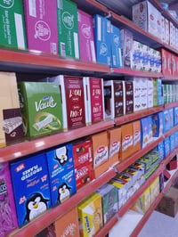 متوفر رف تركي يتحمل اوزان  عالية لحد 50 كيلو ✅ نظيفات مناسب للمحلات وا...