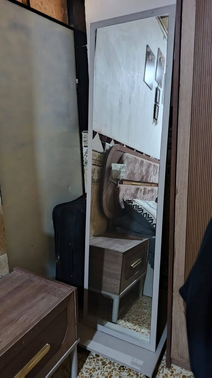 سلام عليكم غرفه نوم تركي 10 قطع استعمال سبوعين نظيفه حيل والله بعدها جديد
السعر 850 الف وبيه مجال 
عنوان الموصل حمام العليل


**إذا كنت صاحب هذا الإعلان وتريد حذفه لأي سبب، رجاءا أرسل رسالة إلى الدعم الفني**