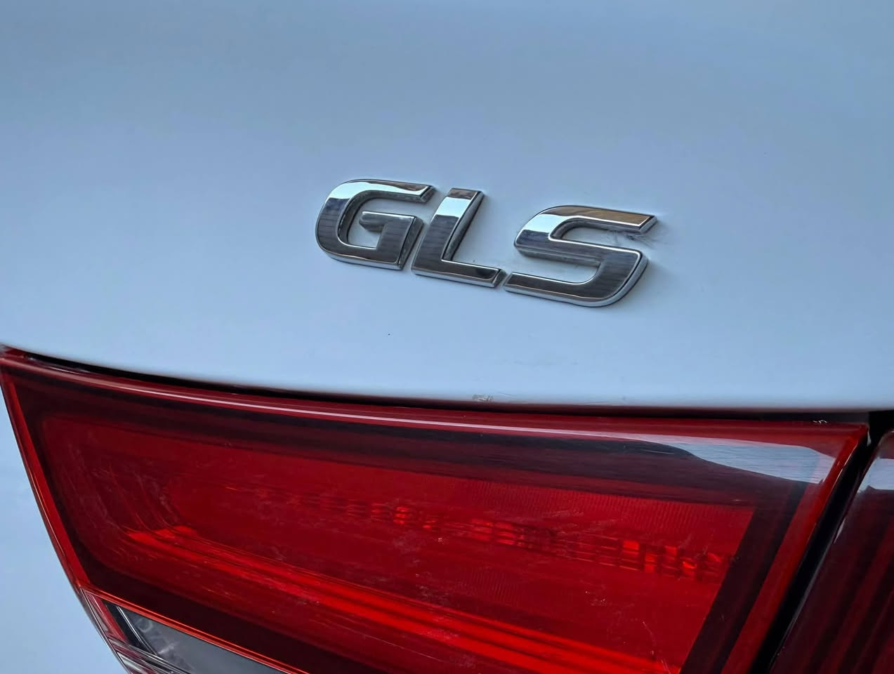 النترا GLS خليجي لون ابيض ثلجي موديل 15 رقم بصرة محرك 2000 فول عدا البصمة ماشية 133 حقيقي
محرك وكير وحدادة كفالة
تبريد بيانو قطعتين ثلج/ لايت عدسة زنون وحاجب  وتحكم لايت / كشن كهربائي جلد اصل قلاب / تحكمات ومثبت سرعة وحاكية / جرس 120 /
ثلاجة بالجكمجة / حساسات خلفية بلاد / ويل كروم 17 / ايرباكات دشبول وستيرن / رادار وحساس مطر / مرايات شفط / شاشة وأوكس وكامرة دوارة .
السيارة بيها مكانات صبغ اثر ضربات خفيفة للجمالية السعر 115 مكاني البصرة ***********

