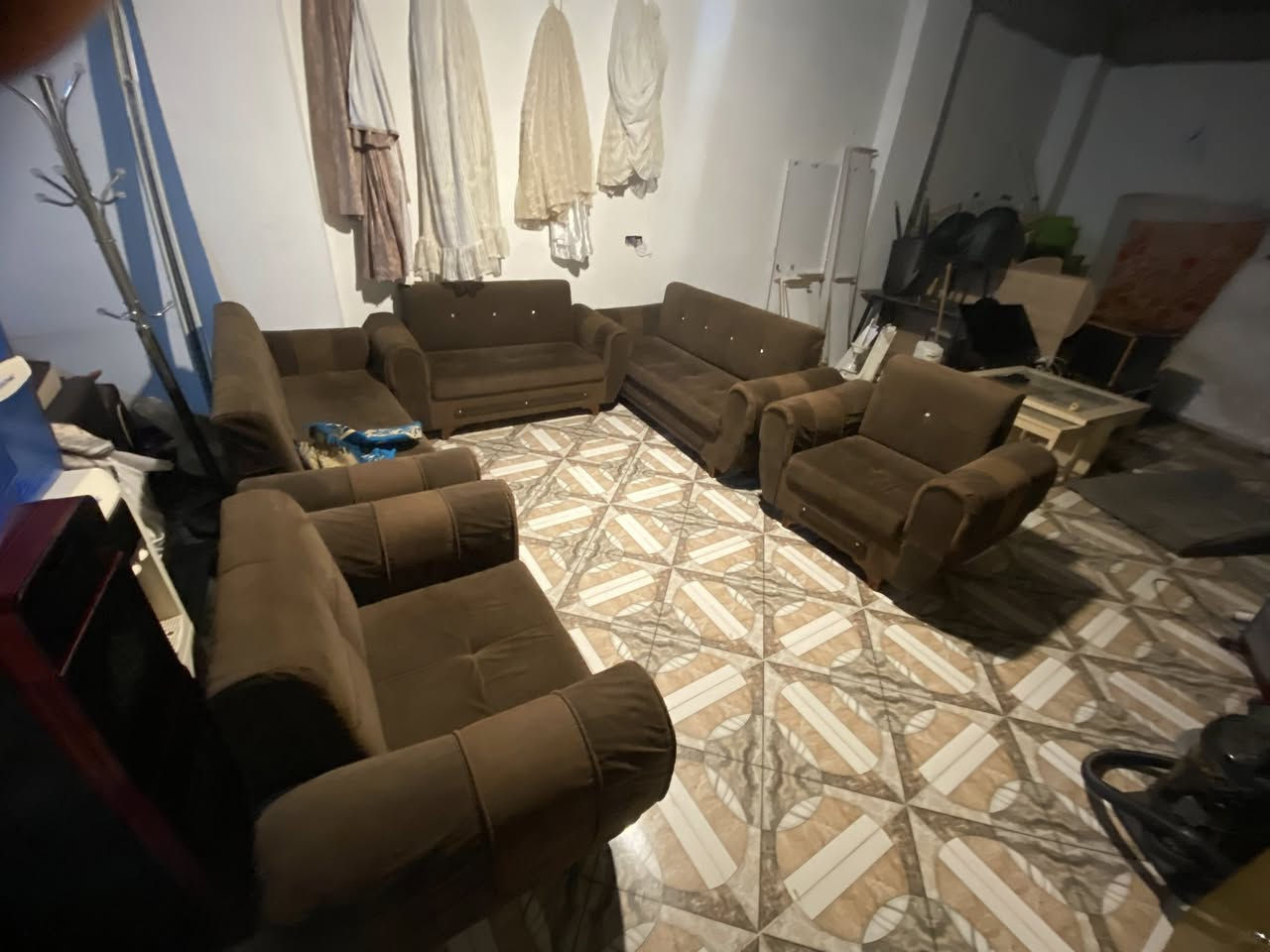 السعر200 الف دينار


**إذا كنت صاحب هذا الإعلان وتريد حذفه لأي سبب، رجاءا أرسل رسالة إلى الدعم الفني**