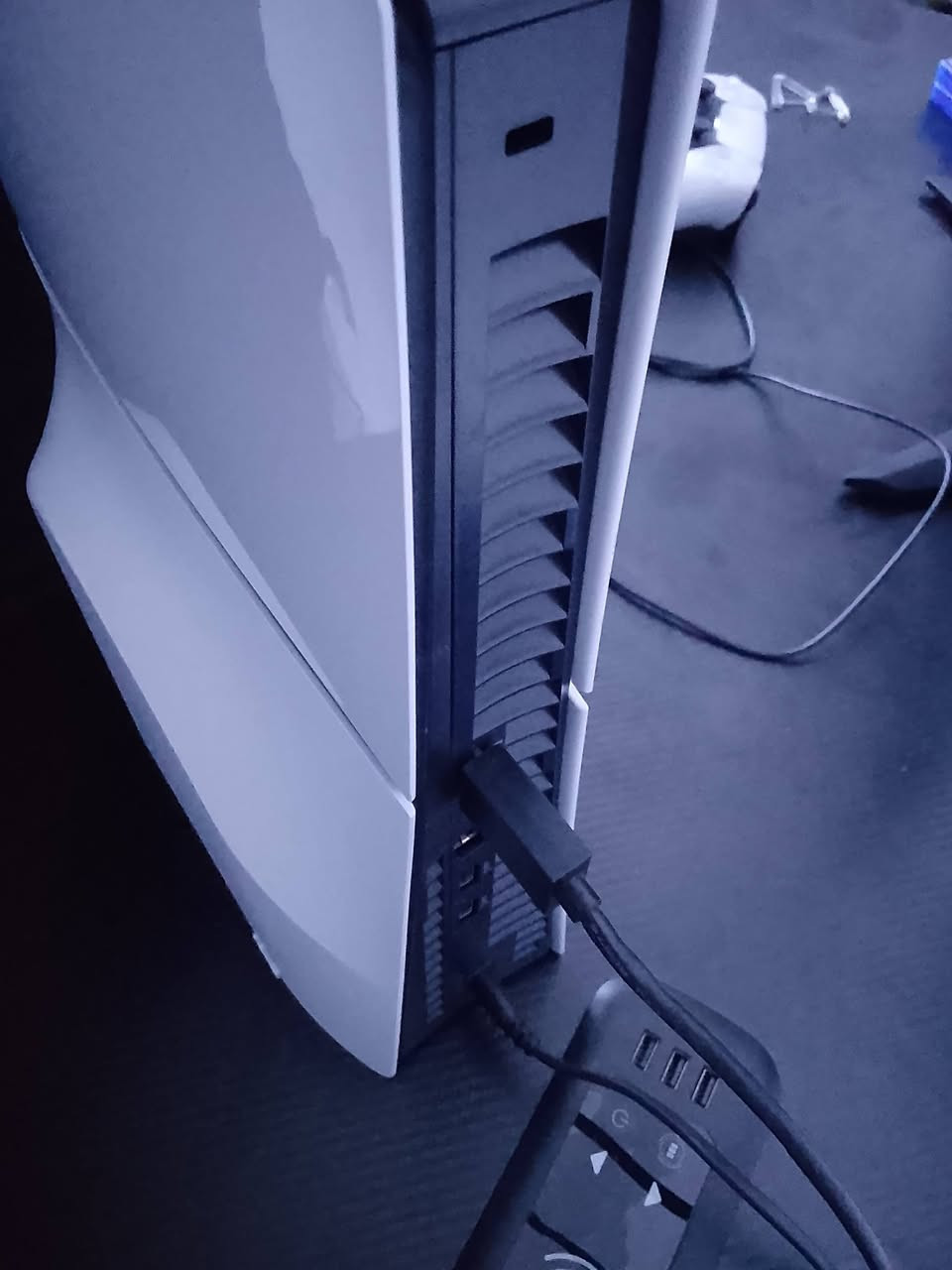 بلي فايف سلم اوربي
نضيف جدا مابي اي مشكله+ كامل ملحقات كارتونه و ستاند و كيبل الطاقه و hdmi+ قرصين ويا دارك سولز 3 (ويه الاضافات)  + رزدنت ايفل 4 كلاسك
جهاز كلش نضيف ما مصلح او مغير شي

توصيل ما عندي 

سعر 780 الف 
مكاني بغداد - العطيفيه - شارع الدامرجي


**إذا كنت صاحب هذا الإعلان وتريد حذفه لأي سبب، رجاءا أرسل رسالة إلى الدعم الفني**