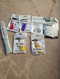 فلاشات • ٥١٢ جيجا • ٧ قطع