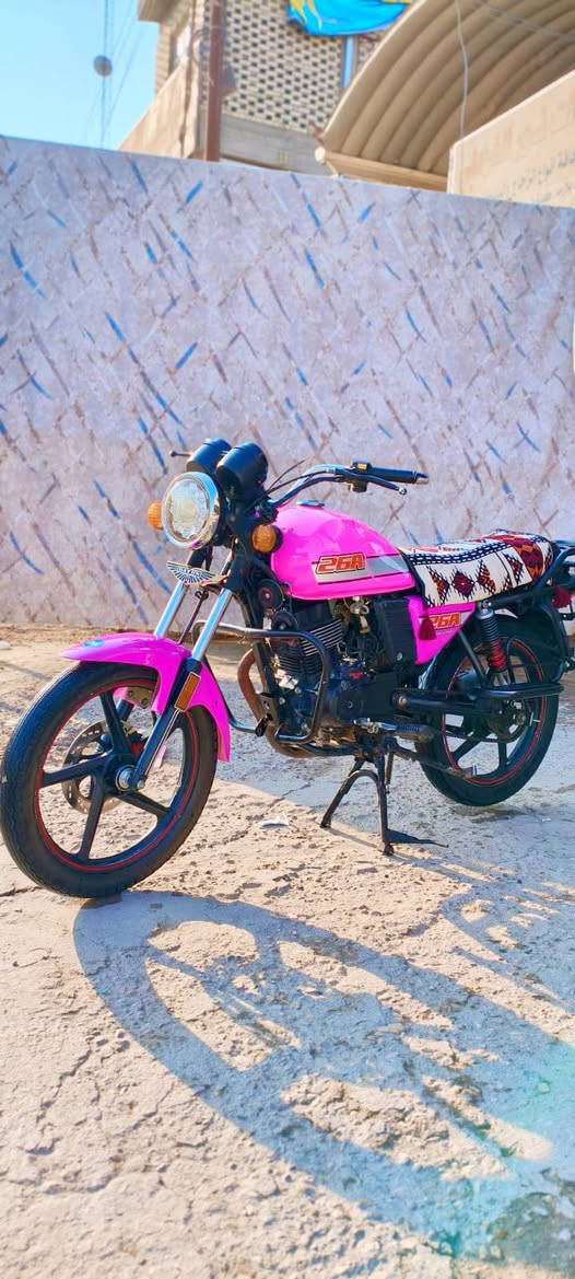 سلام عليكم دايون 22 اوراق نجف 1500 وبيه مجال حك الجيه***********
