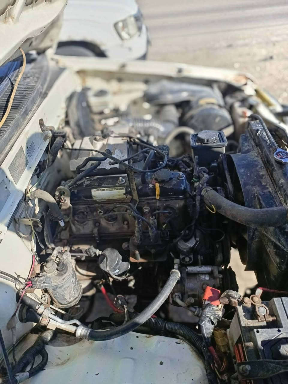 السلام عليكم بيكم لبيع او مراوس مكفوله   رقم جديد إنكليزي مكينه وكير مكفولات دواخل حلوه تبريد شغال سعر ٤٢ وبيه مجال ***********  مكان ديوانية البدير
