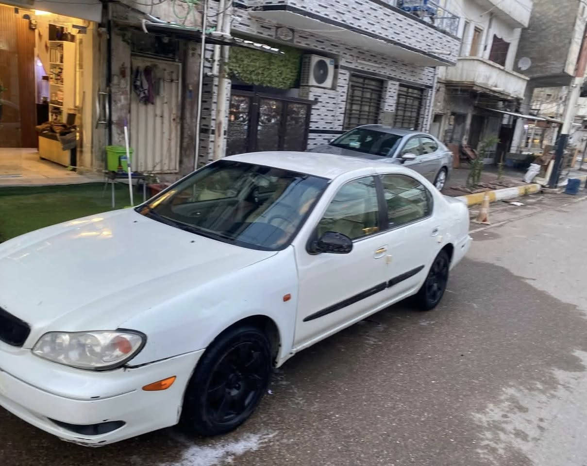 السلام عليكم 
نيسان مكسيما 2008  للبيع او المراوس 
السياره مال مزاد وزارة الدخليه 
-السياره معاملتها كامله  تترقم بغداد كبل 
-السياره ايضا مشخطوبه وكامله وساحب استماره 
-  اسويلك وكاله  تمشي بيها معله وتتدفع كمرك مليون و٦٠٠ الف كبل ترقم شرط الترقيم
-كير ومحرك نضيف 
- تدفىه وتبريد شغال ثلج 
-بطاين بوب جدد اربعتهن
-كهربائيات كلها شغال 
- بيها ضربه بالجاملغ الخلفي ومصلحه 
-جاملغ امامي ثنين جدد اصلي مطابق 
-السياره يرادلها ترتيب بالكشر الامامي فقط والبنيد جارد
-السعر 41  وبيها مجال 
-العنوان:بغداد المنصور  
***********
