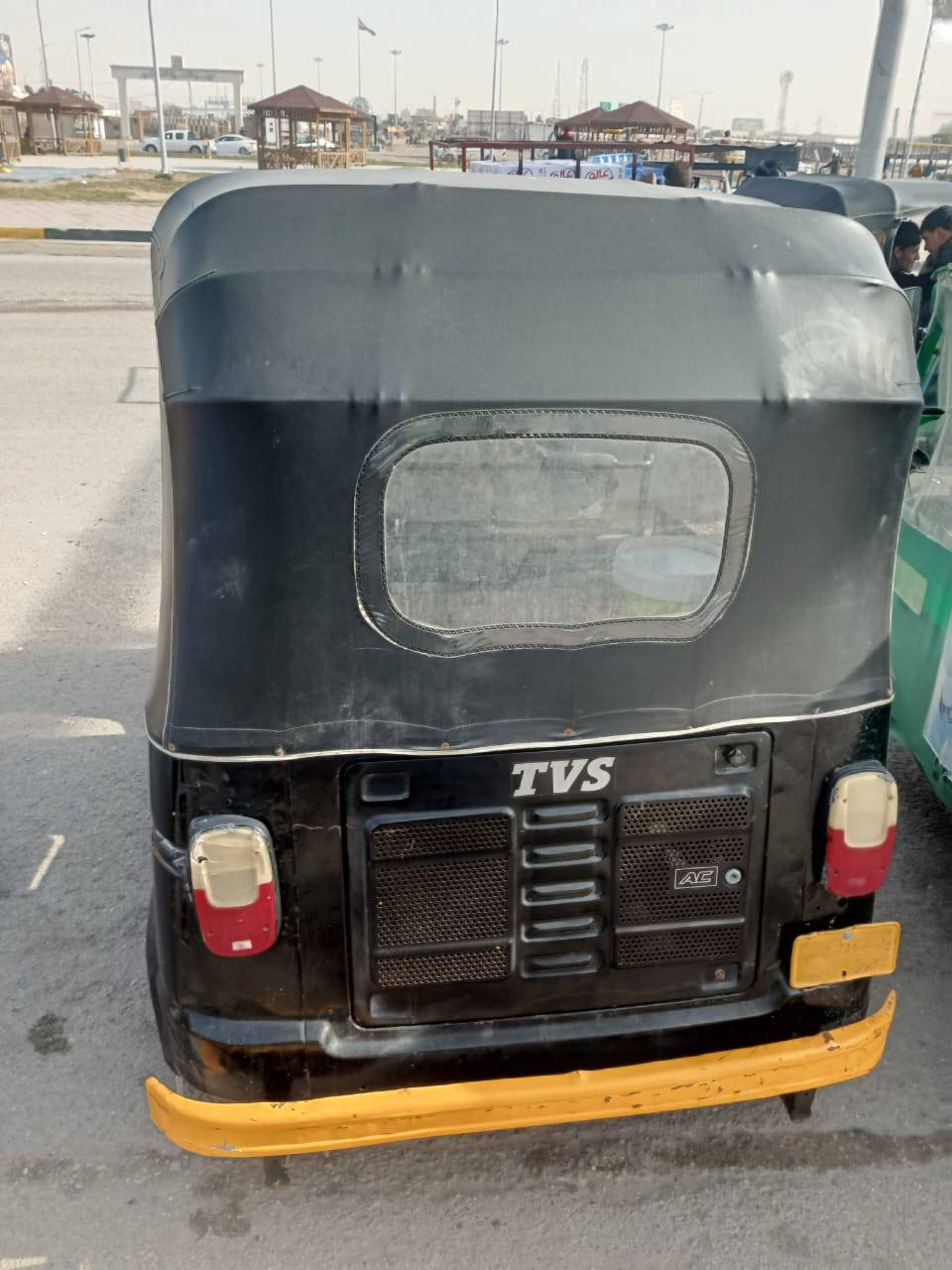 مديل 21 رقم مامفتوحه  تجي وشوف بعينك سعرها 6 من لخير  لاكلك ب7 ولا شي ب6 كبل رقم *********** مكان بصره تنومه
