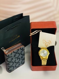 ساعة رجالية • تفاصيل ذهبية • توصيل كل المحافظات