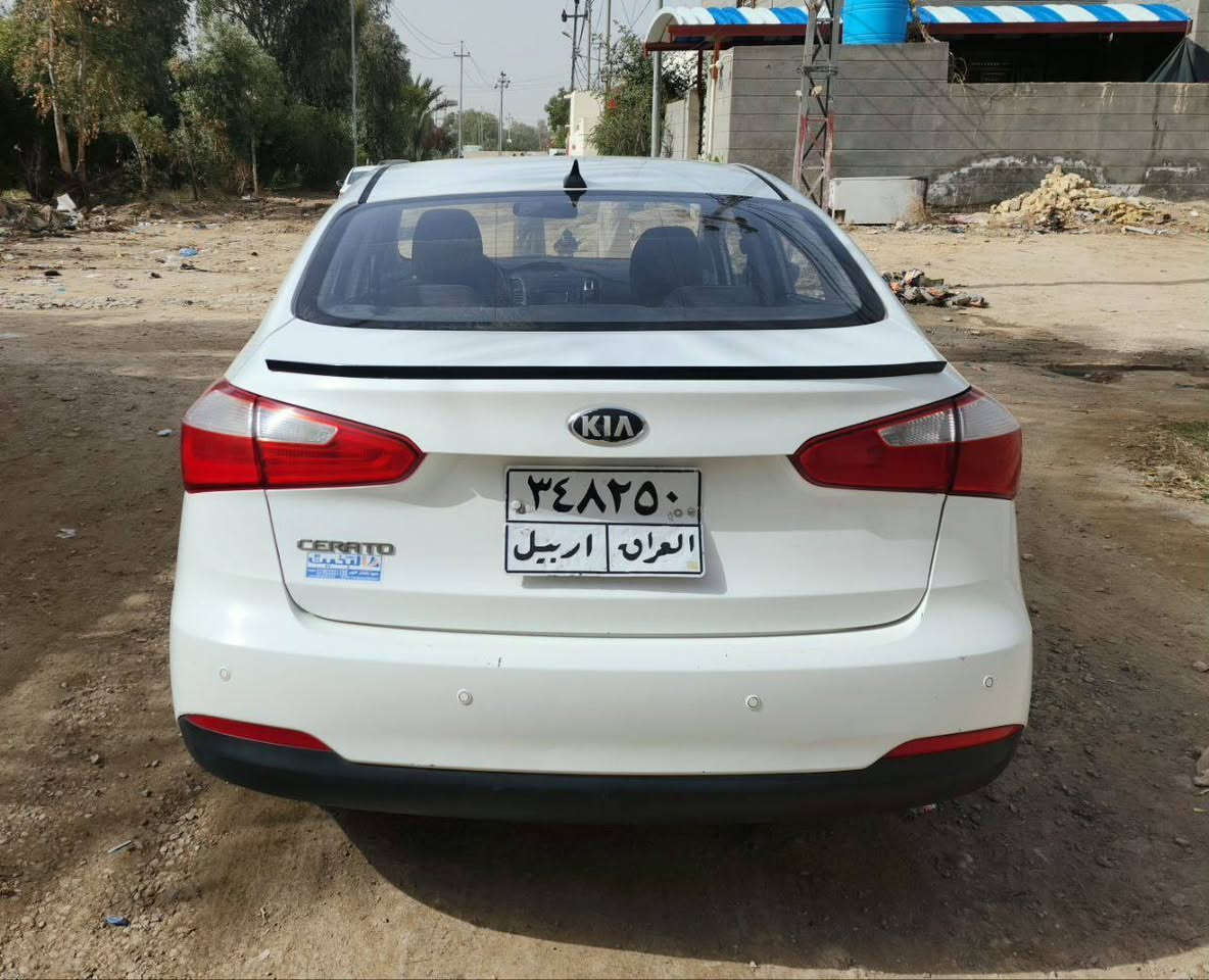 ‏‪***********‬‏
السلام عليكم 

سيراتو 2014 خليجي مكفول

السعر / 118 ورقه.  وبيه مجال . مكان السيارة الديوانية
