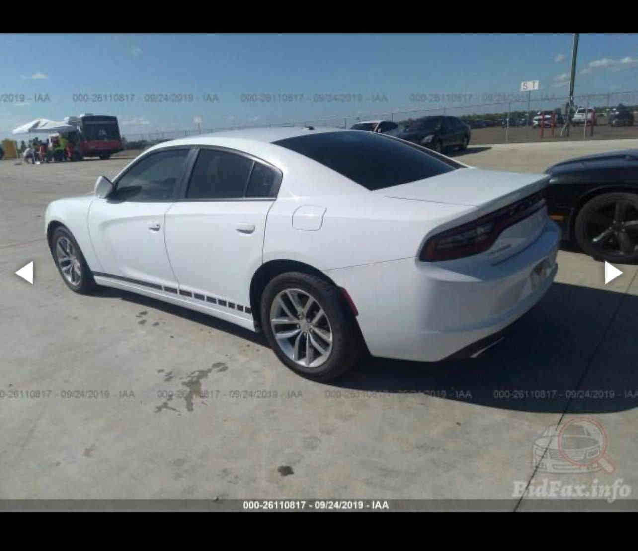 سلام عليكم 
جارجر 2016 مرمزه 2018

مكفوله كفاله عامه صبغ وضربه وتبديل وفتح وبارد 
بدون يرباك 
ماشيه 93 ml حقيقي

 شاشه كبيره تشغيل عن بعد 

وباقي المواصفات معروفه 

مكينه 6 سلندر 3600 

ويل 18 مع تخم تاير كارتون 

رقم بغداد الدولي بسمي 
مكان السياره بغداد
تحويل ثاني يوم مصفره غرامات

للاستفسار اتصل واتساب مفتوح 

***********
