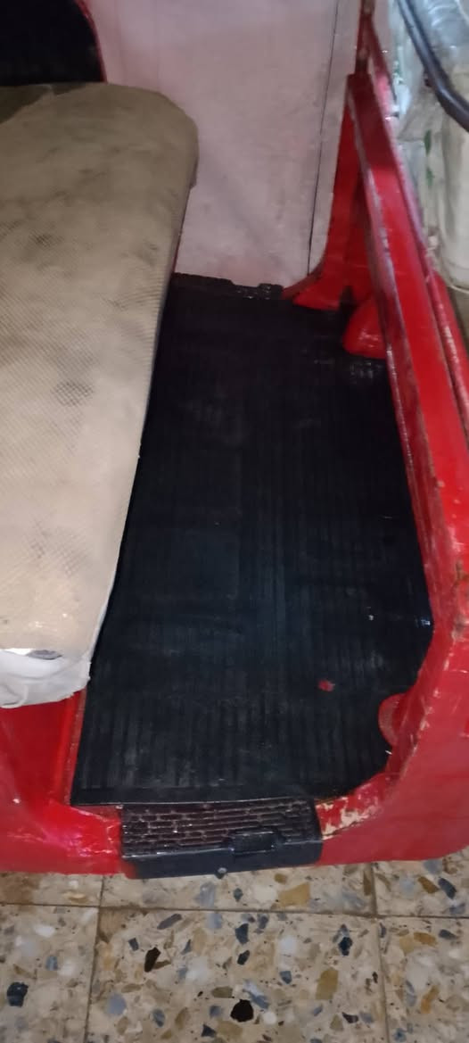 سلام عليكم تكتك للبيع مديل 18 تكتك خير من اللة تخم تاير مكينة خير من اللة اوراق المصطفى العنوان بغداد الفضيلية السعر 3300 الرقم ***********
