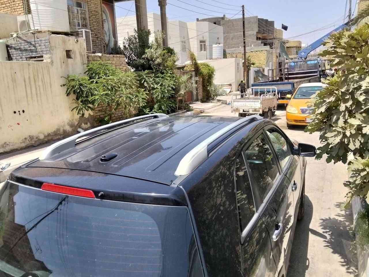السلام عليكم للبيع اومراوس حسب القناعه حتى لو جديد اطي فرق سورنتو موديل 15 بسمي رقم ذيقار انكليزي مكان ناصريه مركز جاهزة تبريد حداديه تخم تاير ماتخسر عليه الف السعر 125 بي قليل ***********
