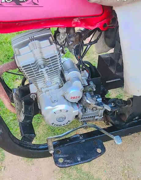 ستوته لبيع امتيار وراق صولي بس وراقهه تعبانه ستوته تعمير جديد موديل 2007 السعر650 ***********
