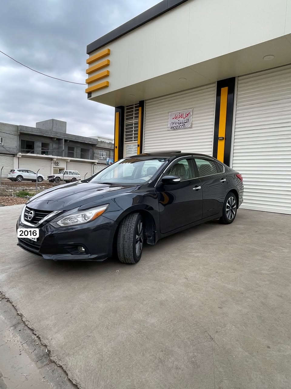 ‎نيسان التيما 2016 وارد امريكي 
‌‎لون رمادي
‌‎مواصفات SL بلاتينيوم فول.
داخل عسلي 
كيرين اوتو وسبورت
‌‎فول تحكم ستيرن
تدفئه بالاستيرن
اشاير بالمري
نقطة عمياء 
كامره خلفيه
مانع انزلاق
كشنات كهربائي +تدفئه كشنات
كشن جلد 
تبريد ثلج.قطعتين
تدفئه 
‌‎مثبت سرعه
 تشغيل عن بعد
‌‎بصمة تشغيل 
 بصمة أبواب 
‌‎ بصمة صندوگ
‌‎ محرك ٤ سلندر 2500/اقتصادي 
محرك بشرط 
كير بشرط شادله كير مال 2021‌‎ 
‌‎شاشة  لعرض الأعطال والتحكم
‌‎منفذينUSB- AUX  12V-
‌‎ بلوتوث
رقم سليمانية الدولي 
سنويه جديده 2030
هزه وبراد الى شهر الثالث 2026
حادثهة طرف جاملغ السايق فقط ومبدل ومصبوغ .
وبلعراق البنيد بلاد مصبوغ .
بدون دواخل بدون ايرباك .
السونر مرفق 
واليريد صور الحادث يتفضل خاص ويأمر ويدلل
السيارة خير من الله كلشي مناقصهة على حبة 

سعرها 137 $
‌‎وبيها مجال  للطيبين
‌‎مكان السيارة ديالى  خانقين
استفسار/***********
