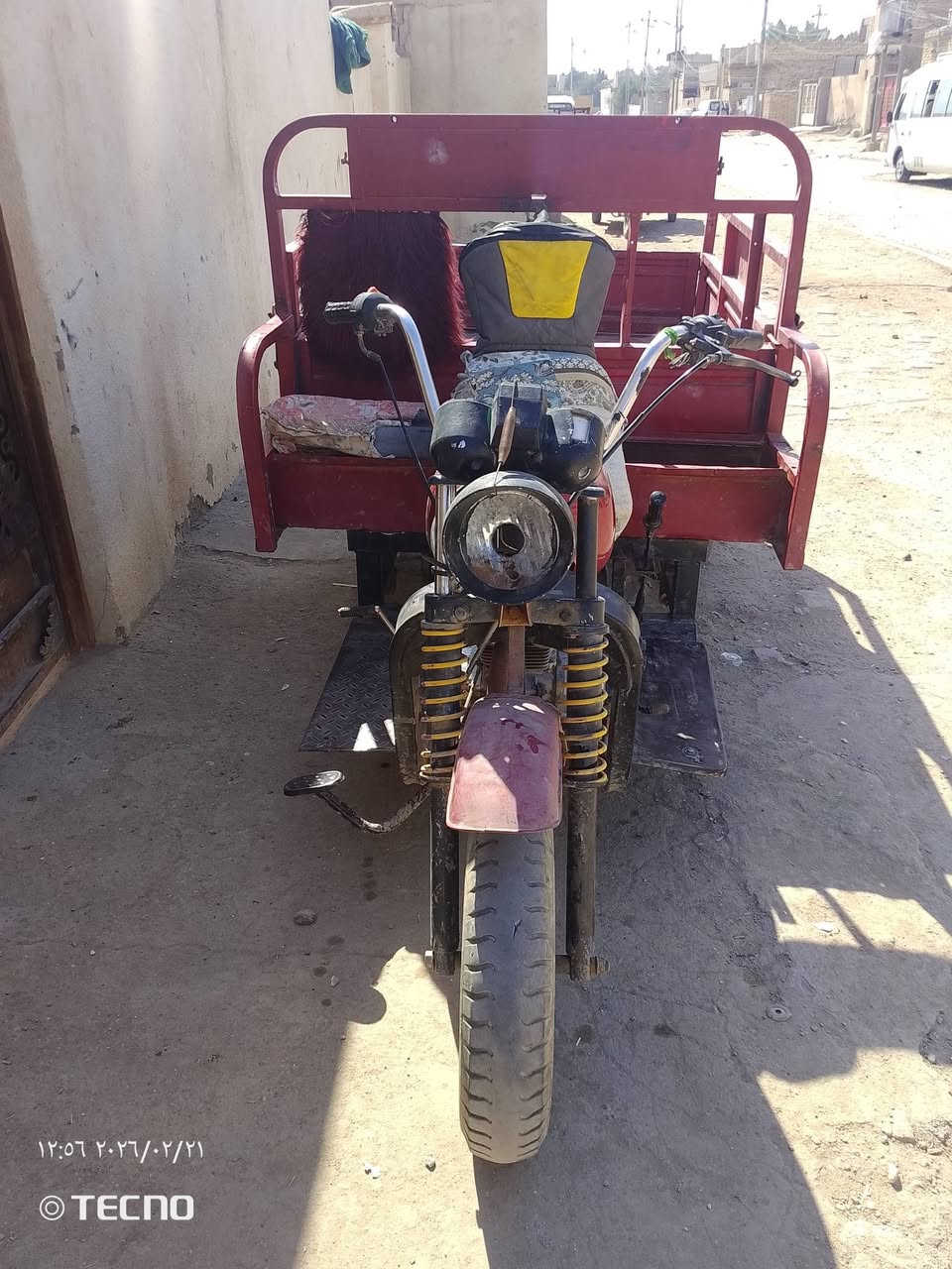 سلام عليكم ستوته للبيع بدون اوراق السعر 850مكان مغربه وهاذ رقمي ***********
