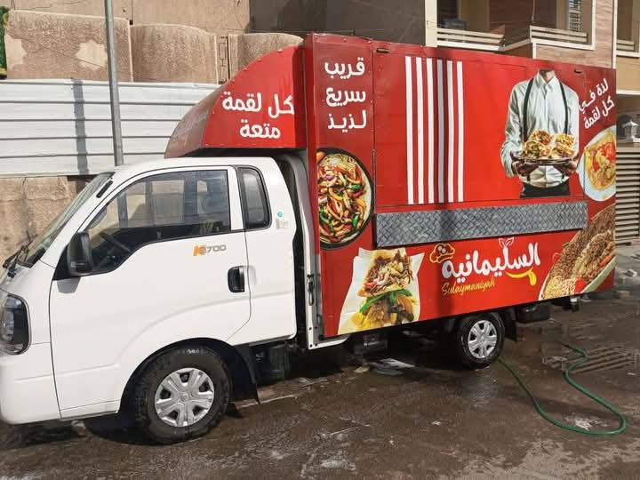 السلام عليكم بوكس مطعم للبيع متنقل ينشد على بدي الكيا بدون تزريف فقط براغي بحلقات الباب شغل درجه اولى ثقيل كامل متكامل فقط بوكس يرهم مطعم ويرهم مشروبات او كيك او اي مصلحه 
النضافه ١٠٠/١٠٠ مامستعمل وجديد جديد جديد 
مكانه بغداد للاستفسار *********** سعره ب 2مليون و200الف وبي مجال بعد المعاينه فقط 
ما اكطع سعر على التلفون 
والف هلا بلجميع وحياكم الله
