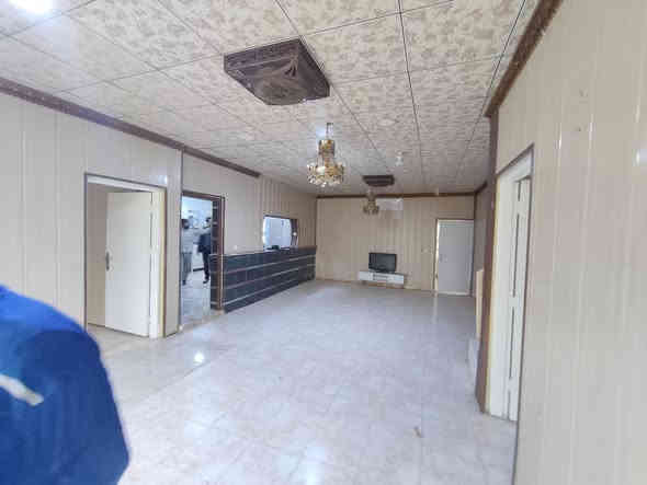 سلام عليكم بيت للإيجار 
خانقين بانميل عل شارع 
مع كاونتر 
سعر الايجار 200
***********
