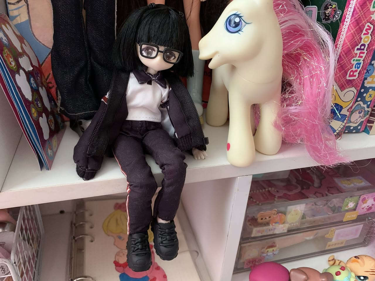انمي bjd من شركه موموتيل اصليه وياها ملحقاتها ب50 وبيها مجال


**إذا كنت صاحب هذا الإعلان وتريد حذفه لأي سبب، رجاءا أرسل رسالة إلى الدعم الفني**
