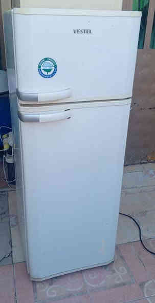 للبيع 14 قدم شركه 
سعر 90
***********
