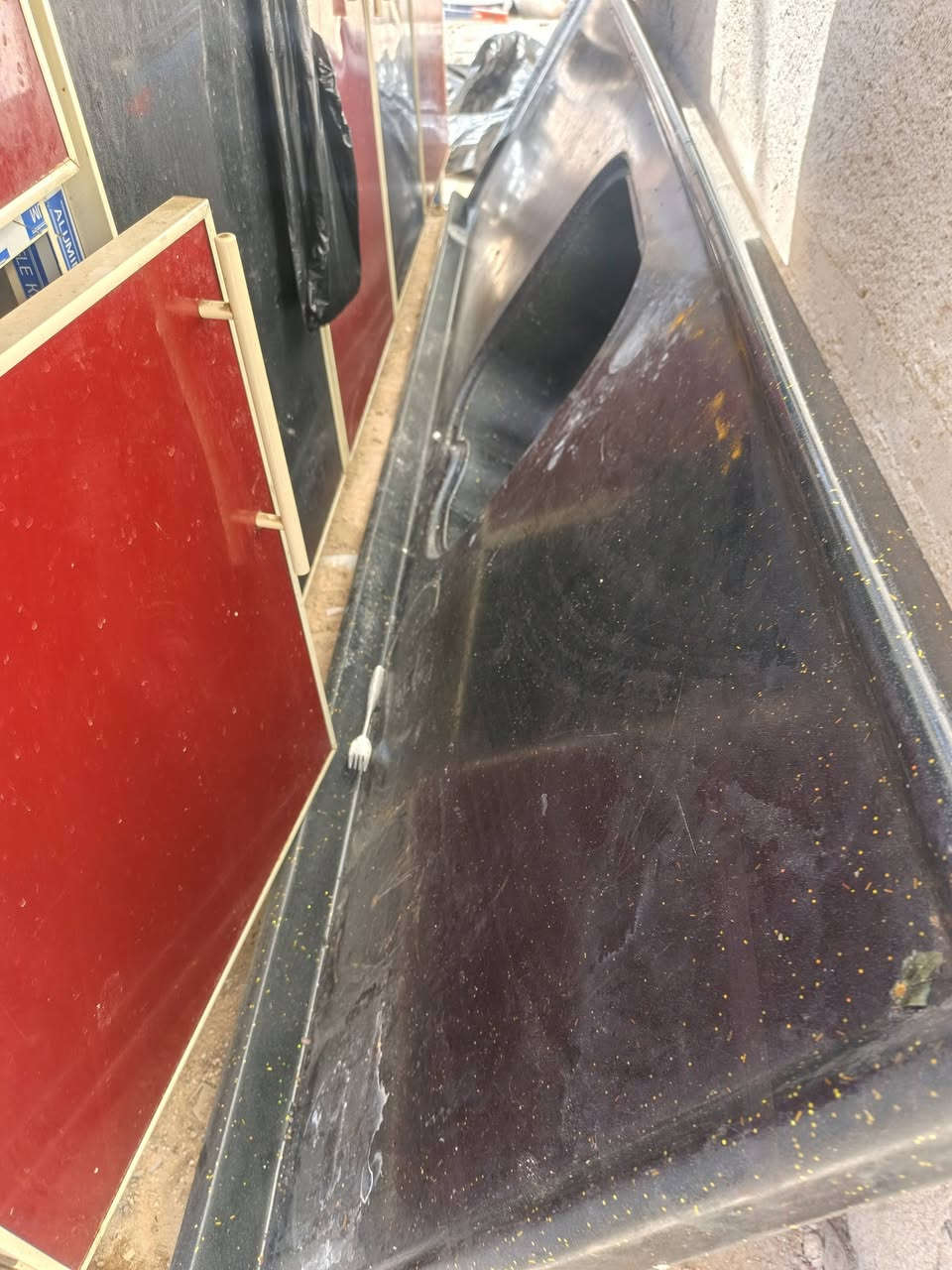 كاونتر مترين ونص نضيف كلش تسگام تركي للبيع وذا اكو مراوس بأزغر منه ابو الطباخ اراوس *********** اتصال او واتساب مكاني حي الإمام علي ع اسواق برتقاله السعر يمكم ماعرف
