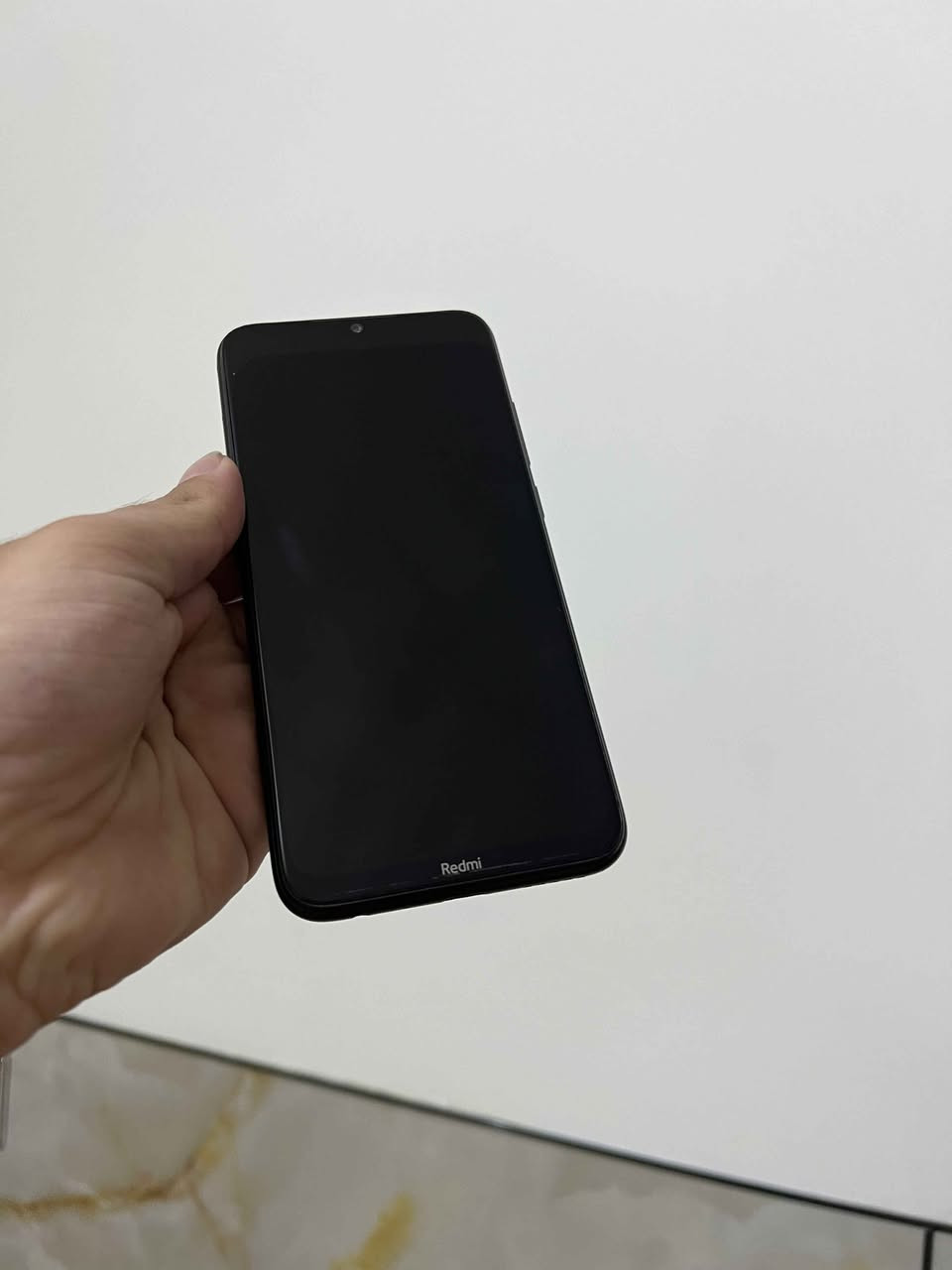 📱 للبيع: Redmi Note 8

​الذاكرة والرام: 128 جيجابايت مع 6 جيجا رام (أعلى نسخة).
​المعالج: Snapdragon 665 (أداء ممتاز وسلس).
​الكاميرا: خلفية رباعية 48 ميجابكسل (تصوير 4K) + أمامية 13 ميجابكسل.
​البطارية: 4000 مللي أمبير (تدعم شحن سريع Type-C).
​الميزات: يشغل شريحتين وكارت ميموري سوا + ريموت للتحكم بالأجهزة الكهربائية + بصمة سريعة.

​💰 السعر: 150 ألف دينار. كربلاء, العراق


**إذا كنت صاحب هذا الإعلان وتريد حذفه لأي سبب، رجاءا أرسل رسالة إلى الدعم الفني**