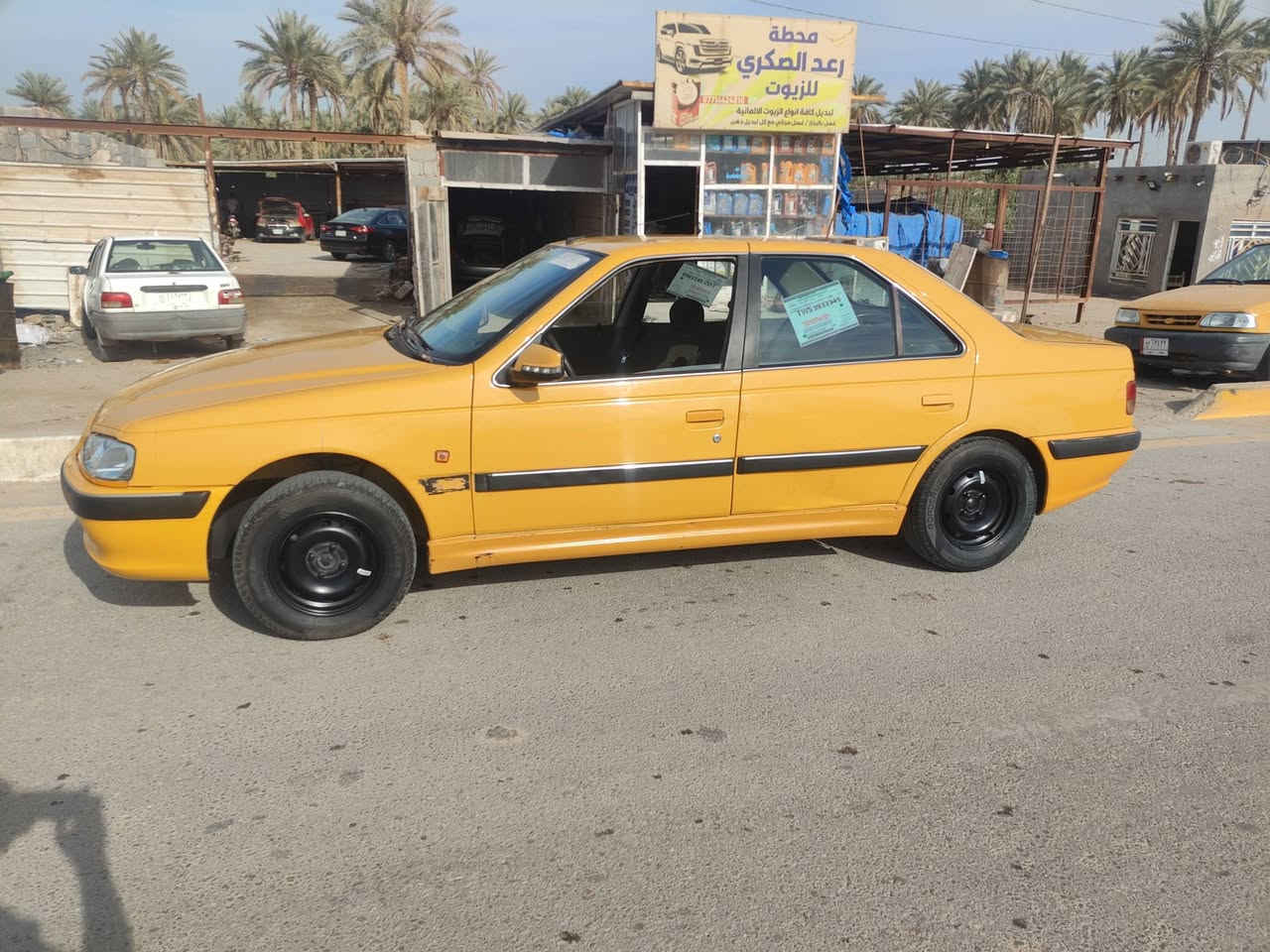 سلام عليكم بيجو بارص موديل 2015 بسمي السياره مدفوعه هيئه وغرامات السياره خير من الله سعر 37 رقم ***********
