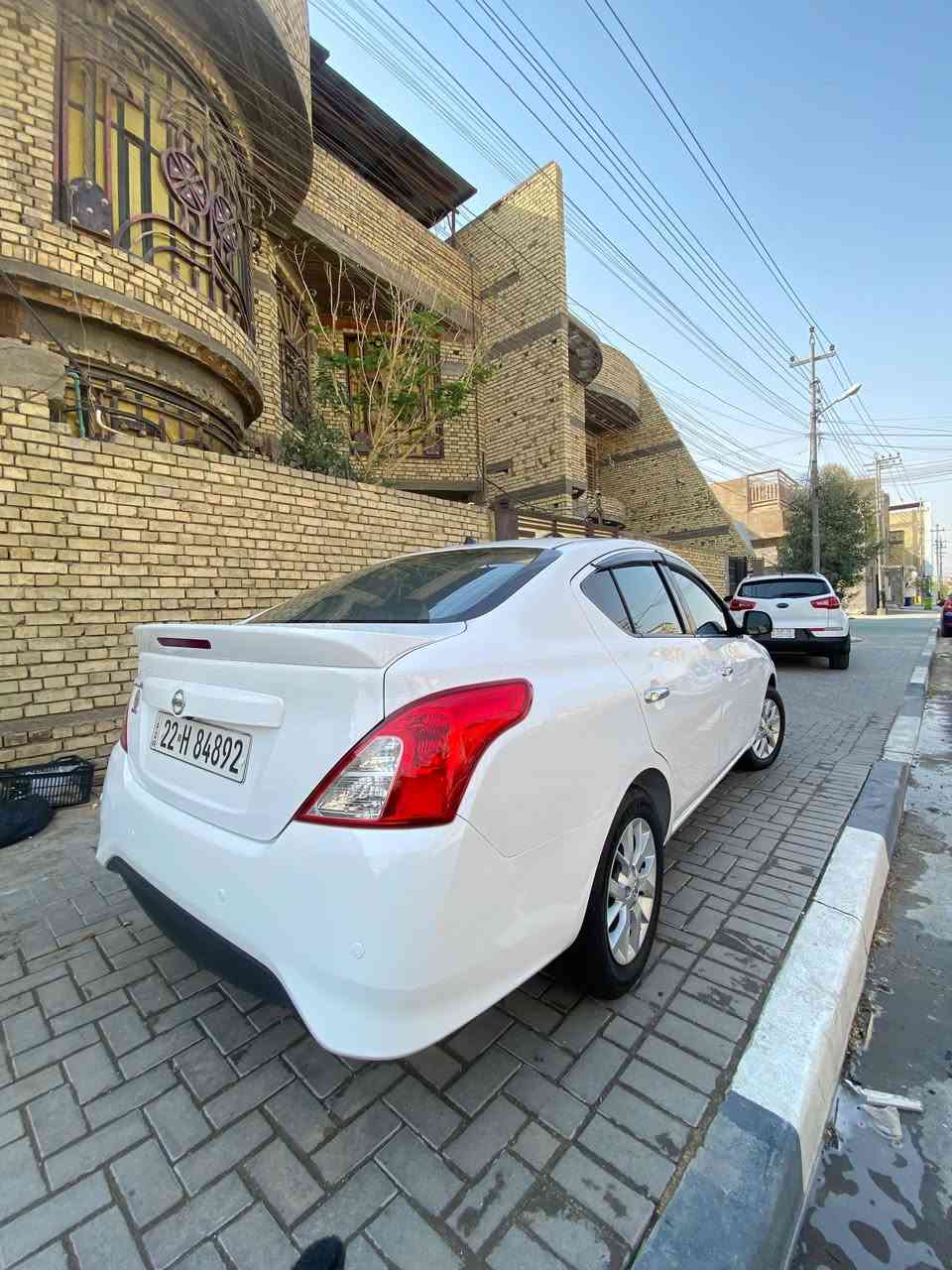 نيسان صني هندي موديل ٢٢ للبيع 
نيسان صني هندي بليته الزركة موديل ٢٢ رقم اربيل الجديد ماشية ٥٥ الف كفالة من الصبغ والضربة فقط بيها بارد ب ٣ مكانات استخدام شخصي طخم ويل كب وتايرات رايدها ب ١١٥ المكان بصرة ياسين خريبط للاستفسار ***********
