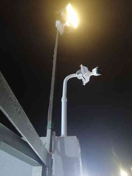 تم تأمين بيت بالكامل بكاميرات هيك فجن الاصلي وبضمان 
وبدقة 2ميكا بكسل  ملون صور وصوت
يوجد لدينا تجهيز وتنصيب وصيانة لكافة أنواع الكاميرات 
اليوسف لكاميرات المراقبة 
الموقع موصل حي الرساله قرب التفك لايت
التواصل واتساب و اتصال 
***********
***********
