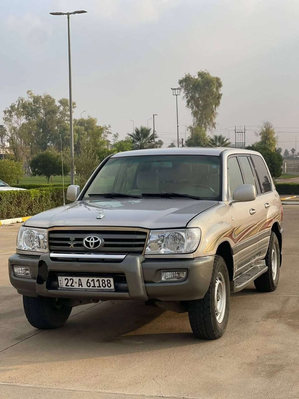 السلام عليكم  (  للبيع )
لاندكروز موديل 1999 فئةVXR
 كير ومحرك شرط 100%
صدر وشاصي مكفول
محرك 6 سلندر
كير عادي + ( لوگير  شغال )
تدفئة وتبريد شغال +  منظومة زنون كاملة
تخم تاير جديد 
رقم اربيل دولي شرط التحويل
سنوية جديدة
هزة جديدة
السيارة بلادي مفوله ومتعوب عليها مااتخلي عليها برغي
السونار مرفق مع الصور بالمنشور

 ((((( مكان السيارة صلاح الدين قضاء العلم  )))))

السعر 190$ وبيها مجال
للأستفسار خابرني وابشر بالاتريدة ***********

الشمري
