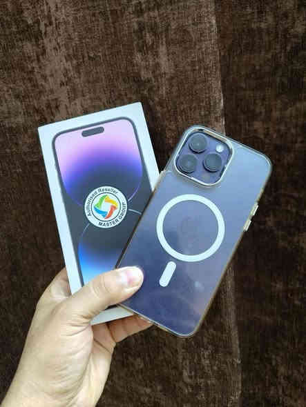 سلام عليكم متاح ايفون 14برو ماكس ذاكره 256 بطاريه 87 ضمان ماستر مكان بغداد البلديات رقم الهاتف ***********
