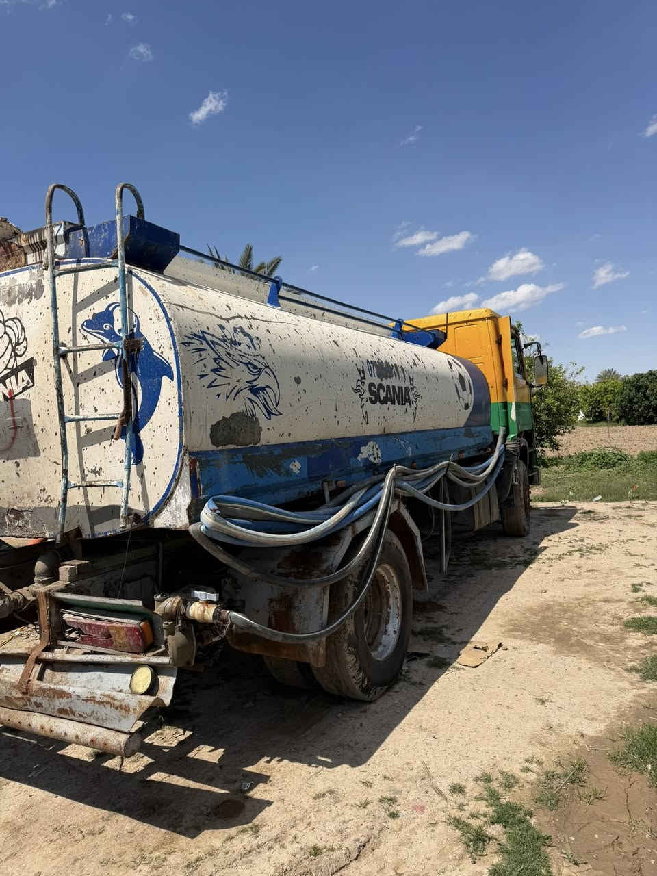 سلام عليكم دنكر للبيع حموله جاهز لشغل 16الفًً محرك 6مكان. واسطً العزيزيه سعرً 80وبي مجال اتصل وتدلل ***********
