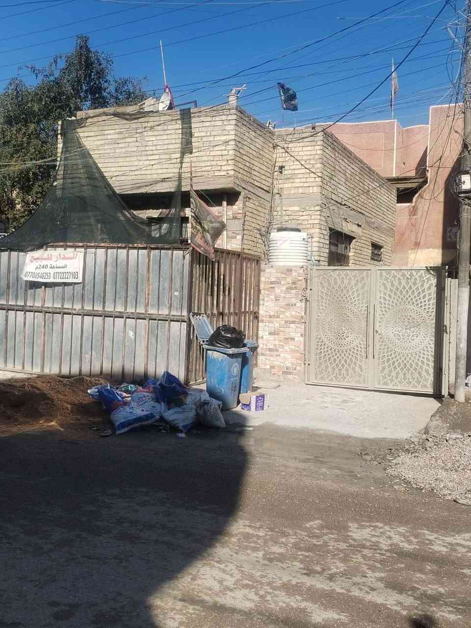 دار للبيع في منطقة العبيدي شارع المختار قريب علئ مركز نصير الشمري للموبايل
الشارع الرئيسي
المساحه ٢٤٠ متر
يحتوي علئ استقبال وثلاث غرف الطابق الأرضي الطابق الثاني ٤ غرف مع ملحقاته
ويحتوي علئ مضيف امامي يصلح مشتمل
***********
الاتصال فقط على الهاتف لان اني مكلف بالنشر
