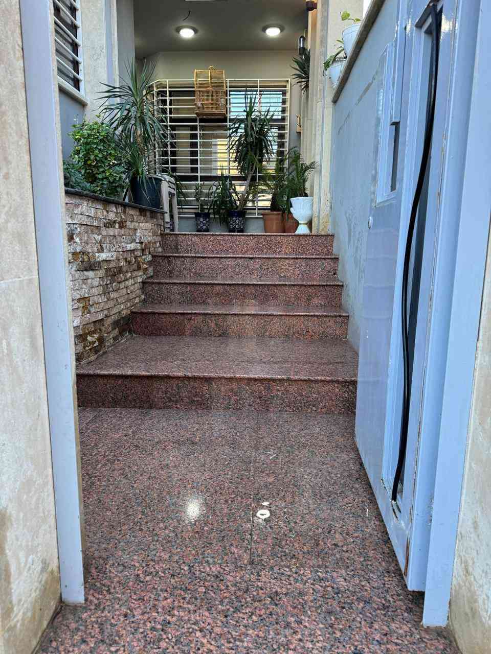 🔴🔴دار للبيع
🔴الموقع الكندي الاولى مقابل جامع الفردوس
🔴🔴المساحه 150 واجها 6.25
يتكون من ثلاث طوابق
🔴🔴بناء حديث ودرجه اولى
للتواصل
***********
***********
نستقبل جميع العروض الدور والأراضي في جميع مناطق الموصل
دارالمملكه يعني الثقه
🔴العنوان سايدين التربيه الرابعه حي التعليم
