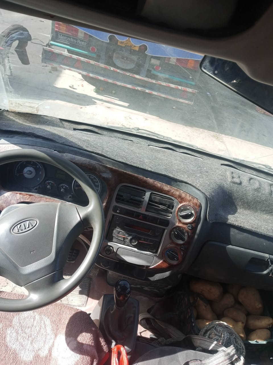 سلام عليكم للبيع كيا حمل فحل 2011 رقم ذي قار بسم راعيه مكينه كير جديد شاصي رقم شاصي كشر كفالة السعر 95 بيه مجال شي بسيط للشراي بي خير ودلال العنوان النجف الاشرف رقم الهاتف *********** بيه وتساب
