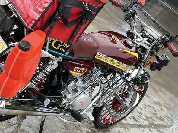 موطور ايراني موديل 25
مكفول من كل شي

سعره 900 وبي مجال 

رقم تلفوني 

***********
