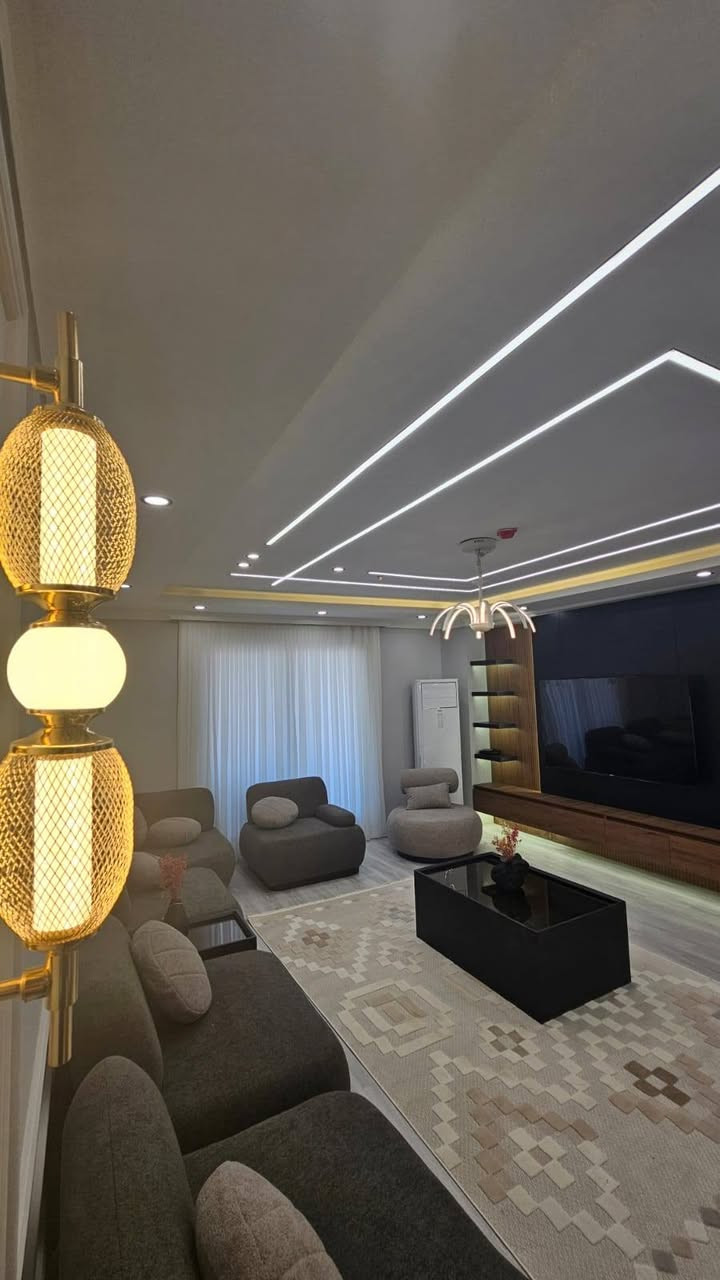 🔹شقة مؤثثة للأيجار وللبيع  🔹
-في مجمع واو تاورز 

-بموقع ستراتيجي و علی شارع 100م

-قریبه علی جامعة جیهان و تیشك و لوبناني فرنسي مقابل بنك جيهان

-تتكون من 👇

-ثلاث غرف نوم 

-صاله 

-مطبخ 

-صحيات

-طابق 13

-واجهة شارع 100

- مجمع بها كراج لوقوف السيارات و حدیقة 
- ماي وكهرباء ۲٤ ساعة 
وكل الخدمات موجوده بالمجمع

للاستفسار اكثر اتصل علئ الرقم التالي ***********
