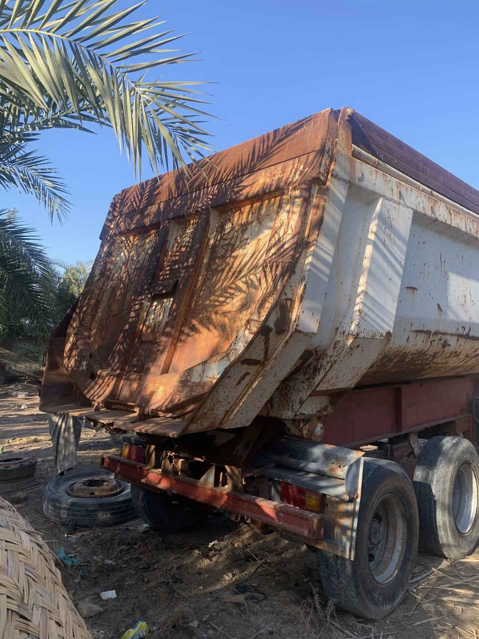 السلام عليكم للبيع عربانه قلاب مكان الناصريه مكلف بل نشر ***********
