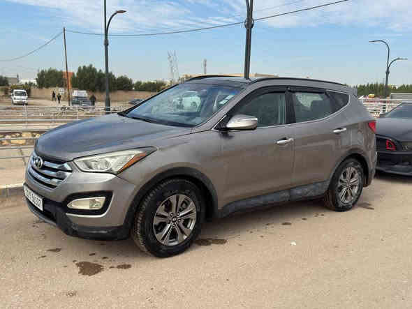 سلام عليكم سنتافيا 2016 ربع جاملغ صبغ فقط سونار جديد فول مواصفاه للاخير فئه SPorat كير مكينه  لغود حوض كله كفاله وعلى الفحص بسمي رقم جديد هزه جديده مكاني حله مركز ستفسار خاص او تصال ***********
