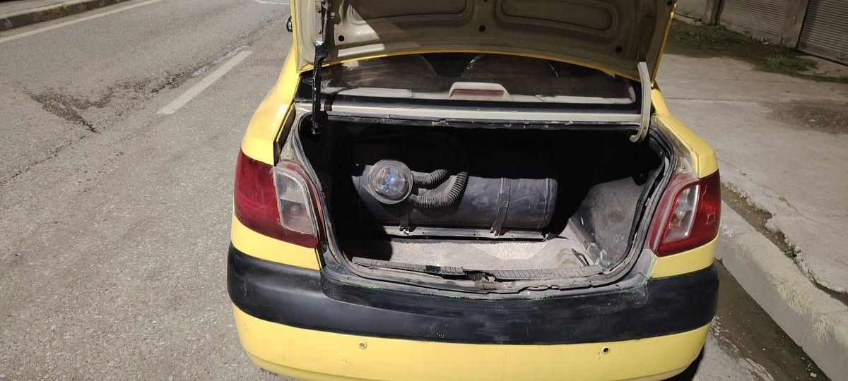 السلام عليكم 
كيا ريو كوري 2009 للبيع رقم نينوى شرط التحويل منظومت غاز يعني غاز وبنزين السعر اتصال الرقم 
***********
