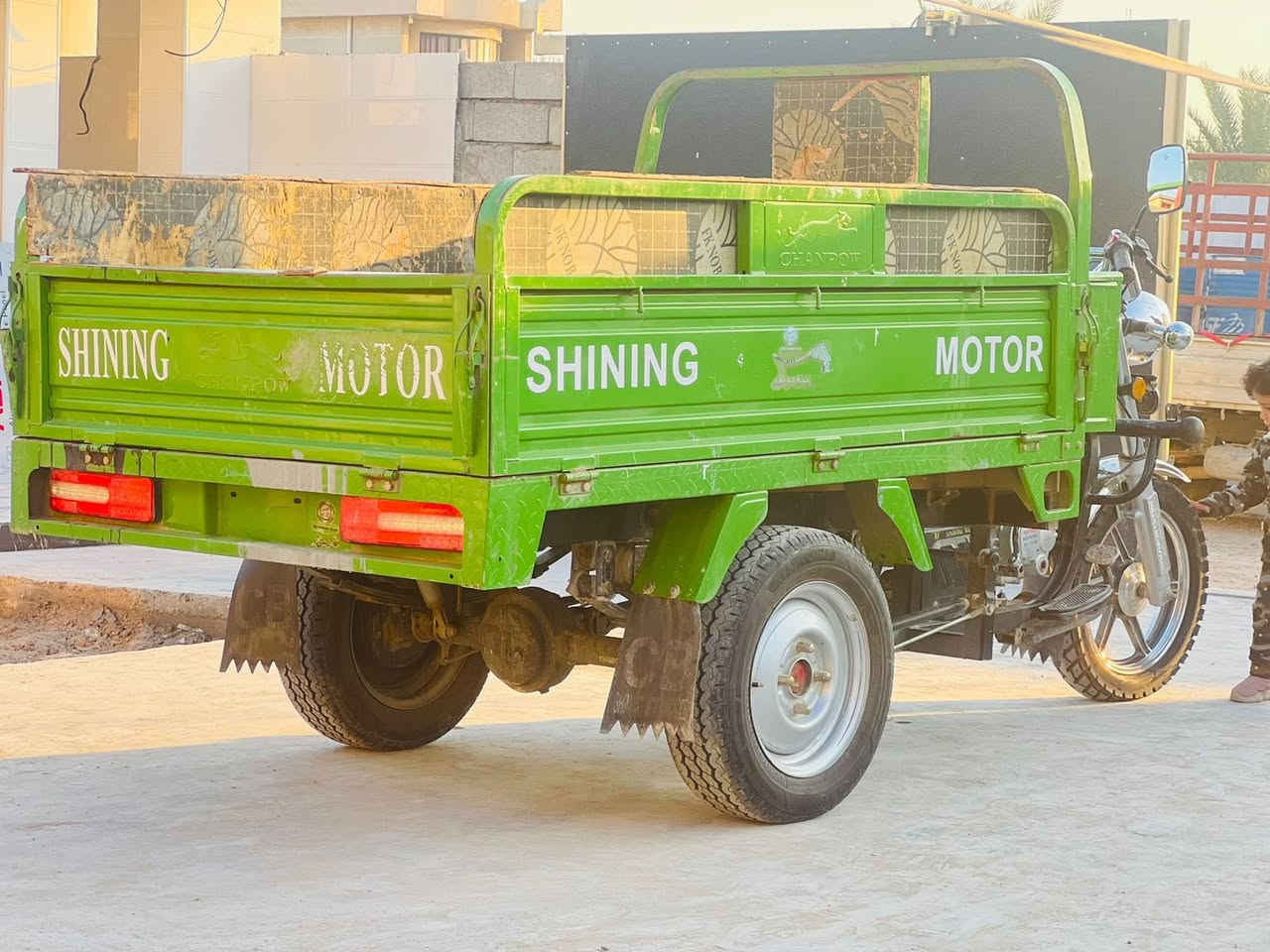 سلام عليكم ستوته البيع موديل 23كامله مابيها نقص 

رايدها مليونين مكاني بغداد سبع البور 
***********
