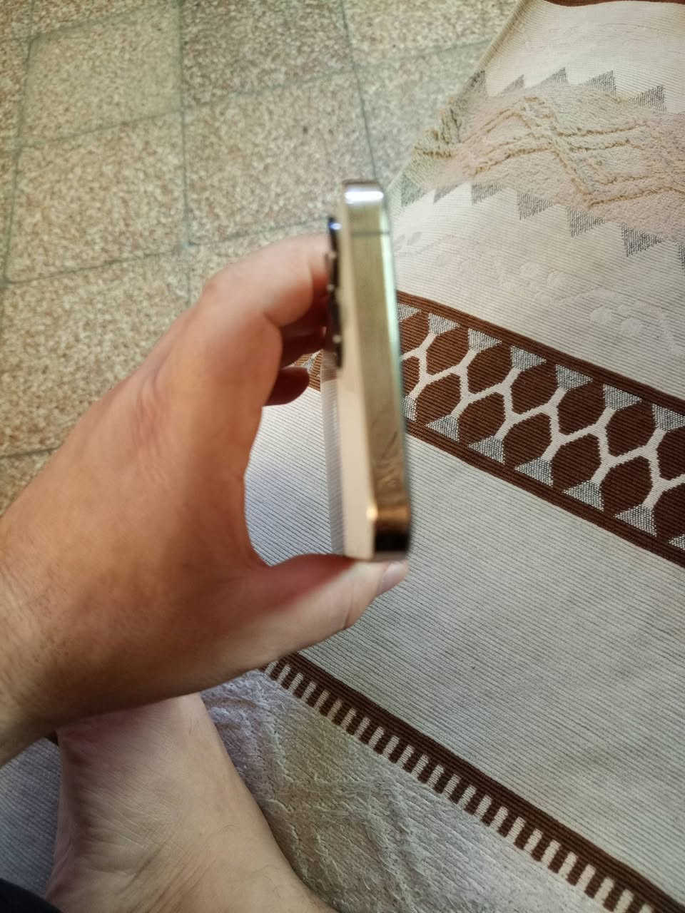 السلام عليكم ايفون 12بروماكس شاشه مفطوره ونبدل بطاريه اصليه ذاكره 256 فيس ايدي شغال مكاني بغداد السعر 300 ***********
