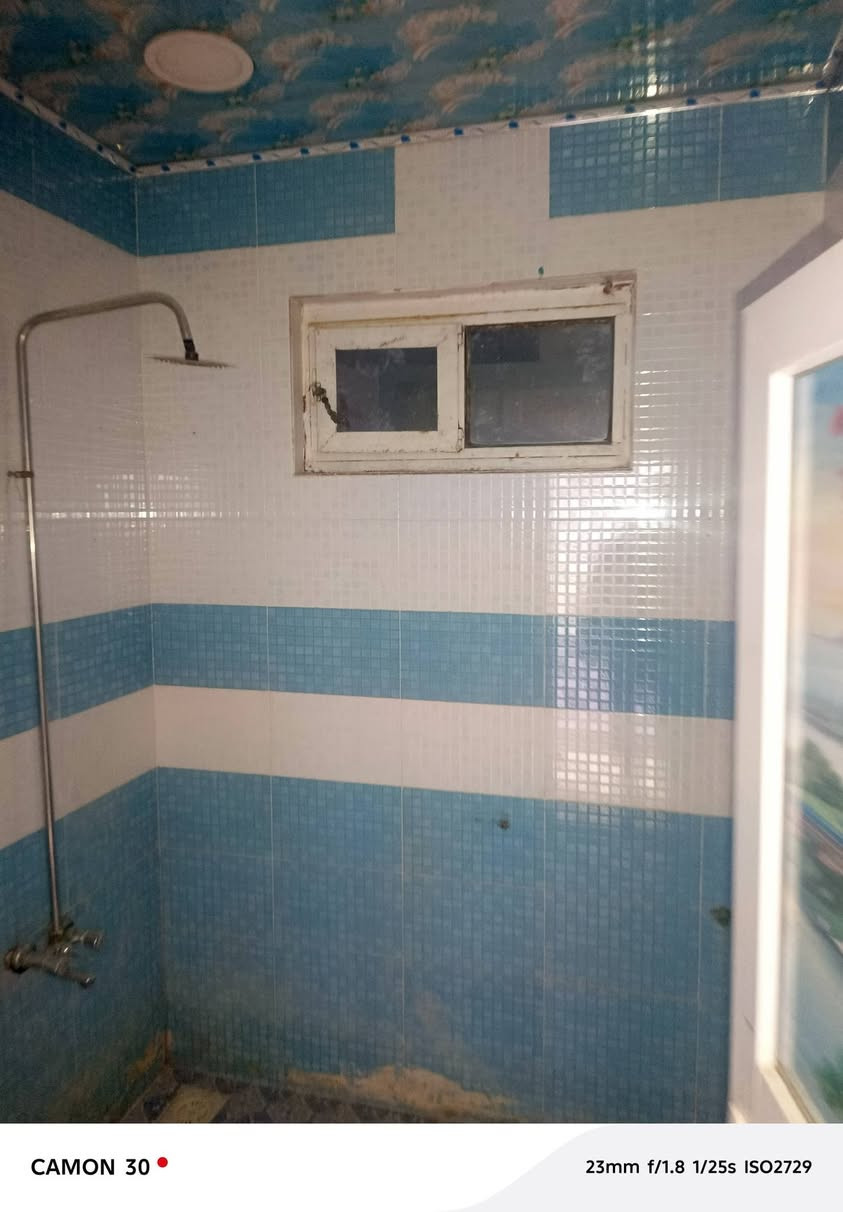 بيت ١٠٠ متر للبيع 
بل الأمن داخلي قرب المستوصف
 للاتصال
***********
ا
