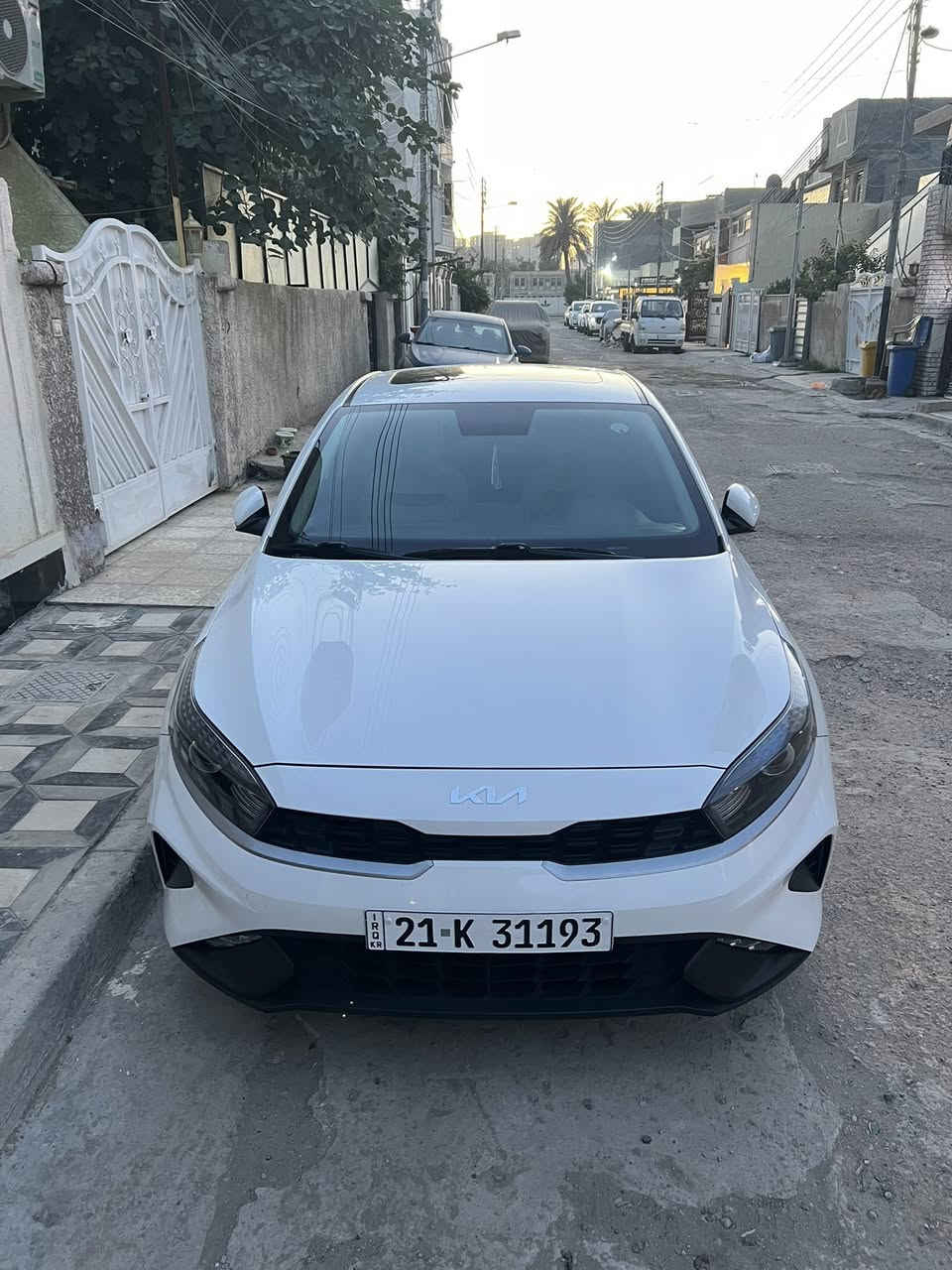 السلام عليكم

‏‎كيا سيراتو موديل 2023 
(رقم سليمانيه الدولي)

‏‎المواصفات ✅

‏‎محرك/1600 DOSH ✈️✈️✈️

‏‎سلايد رووف 

‏‎داخل لونين 

‏‎تحكم ستيرن جهتين 

‏‎تبريد امامي خلفي 

‏‎شاشة 📺 بلادي كبيرة 

‏‎كاميرا 🎥 خلفية 

‏‎حساس خلفي 

‏‎ويل كب كروم 

‏‎لد امامي 

‏‎كشاف ضباب خلفي 

‏‎أواكس بلوتوث 

‏‎كروز سرعة 

‏‎أشاير مري 

‏‎مري شفط 

‏‎GBS
السعر/175$ وبيها مجال

‏‎هاتف ☎️/ ***********
